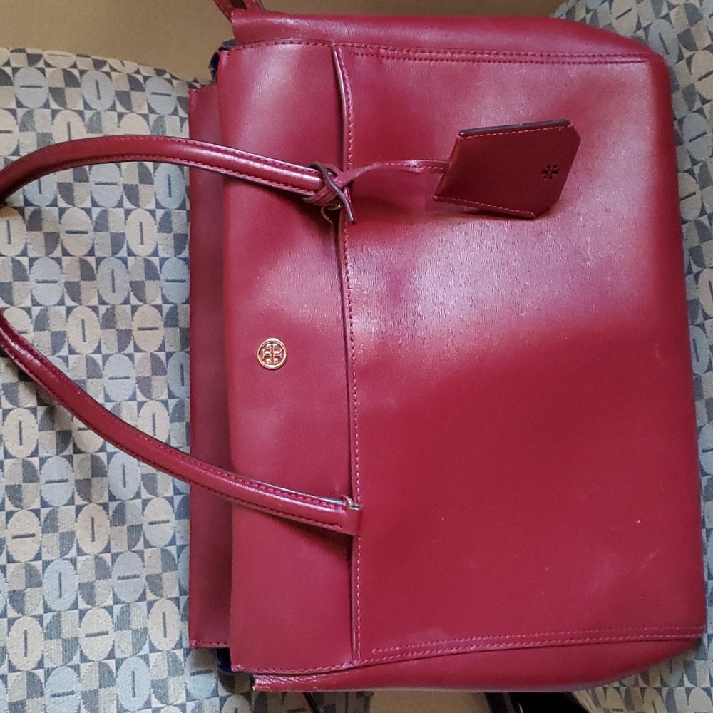 Burgundy Tory Burch handbag
